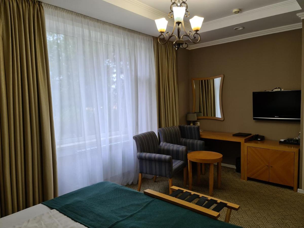 Hotel Prestige à Astana Extérieur photo