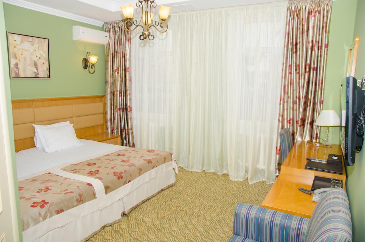Hotel Prestige à Astana Extérieur photo